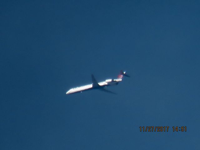 McDonnell Douglas MD-88 (N904DL)