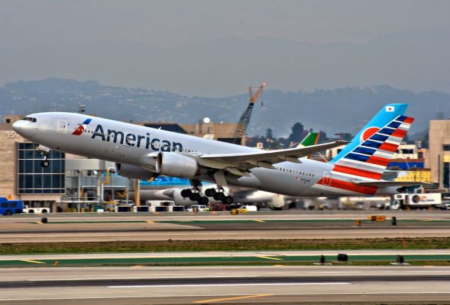 Boeing 777-200 (N793AN) - This beautiful triple seven is seen here departing LAX to Narita International Airport. (12 hr flight)