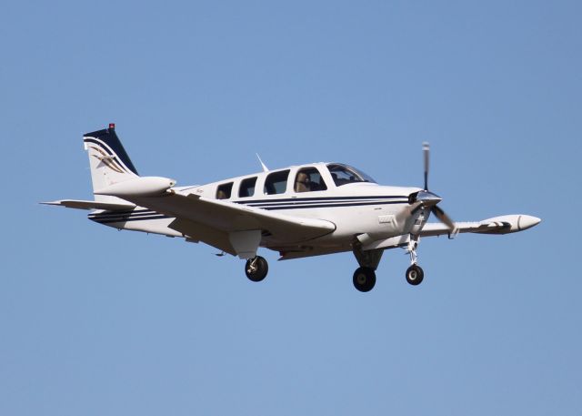 Beechcraft Bonanza (36) (N3189Y) - At Downtown Shreveport.