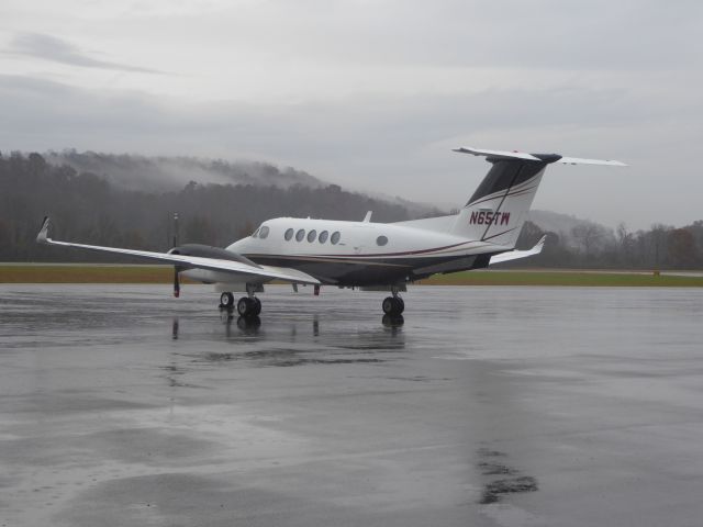 Beechcraft Super King Air 200 (N65TW)