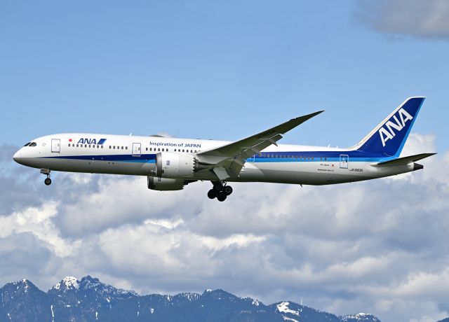 Boeing 787-9 Dreamliner (JA883A)