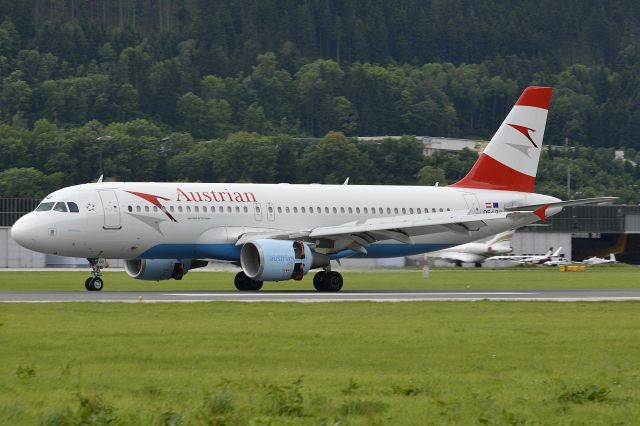 Airbus A320 (OE-LBU)