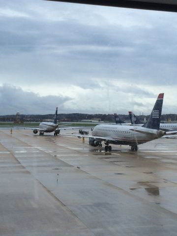 Embraer 170/175 (N137HQ) - Waiting out the storm before the 2 hour trip down to MSY