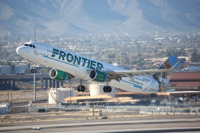 Airbus A321 (N318FR)