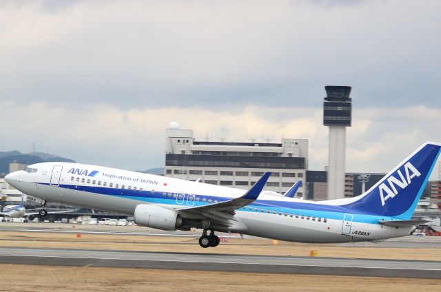 Boeing 737-800 (JA86AN)