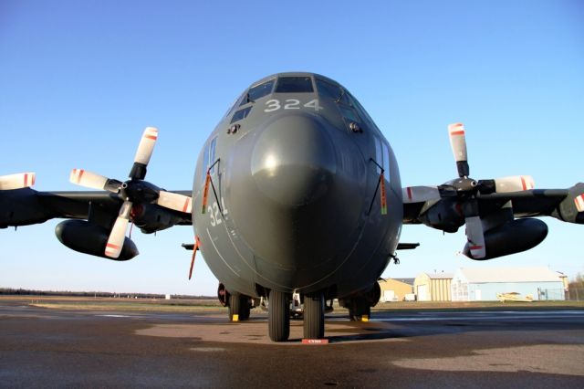 Lockheed C-130 Hercules (13-0324)