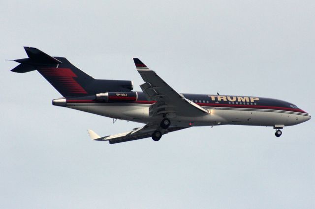 Boeing 727-100 (VP-BDJ)