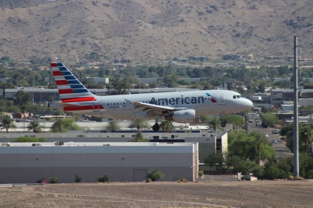 Airbus A319 (N766US)