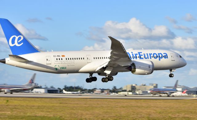 Boeing 787-8 (EC-MIG)