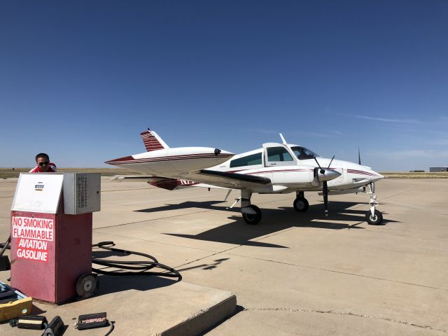 Cessna 310 (N7772Q)