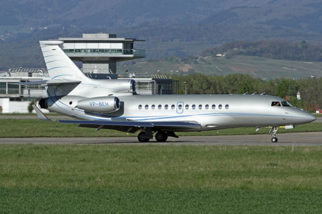 Dassault Falcon 7X (VP-BEH)
