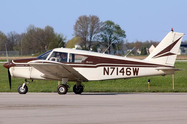 Piper Cherokee (N7146W)