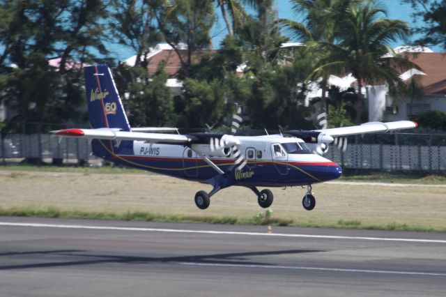 De Havilland Canada Twin Otter (PJ-WIS)