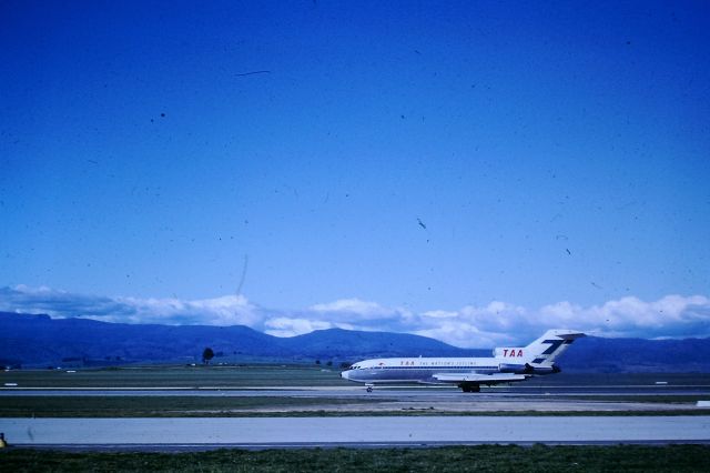 Boeing 727-100 (VH-TJB) - First passenger jet to visit Launceston, TAA 727-100 VH-TJB, 1966