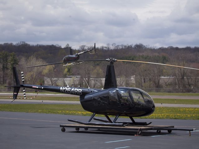 Robinson R-44 (N264RB) - Helicopter traffic at Danbury CT.