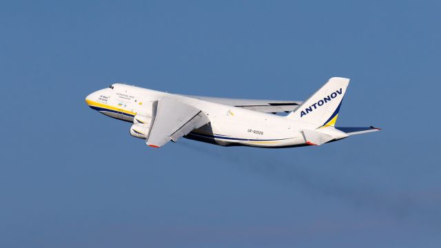 Antonov An-124 Ruslan (UR-82029)