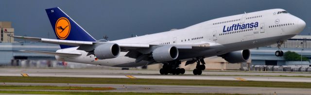 Boeing 747-400 (D-ABYA)