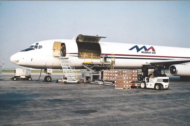 McDonnell Douglas DC-8-60 (N921R) - 2005. SCANNED FROM PRNT