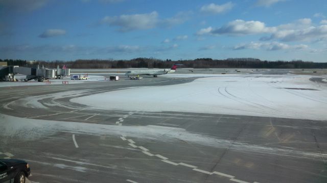 Canadair Regional Jet CRJ-700 —