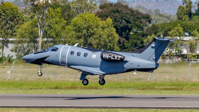 Embraer Phenom 100 (VH-LXZ)