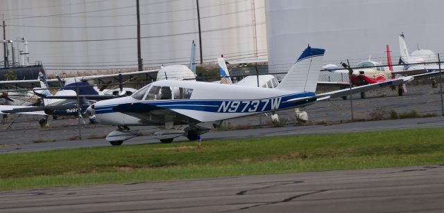 Piper Cherokee (N9737W)