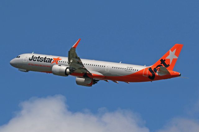 Airbus A321neo (VH-OFQ)