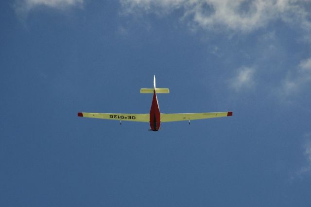 VICKERS-SLINGSBY T-61 Venture (AOT9125) - Scheibe SF-25B Falke OE-9125 Flying close to Vienna International Airport