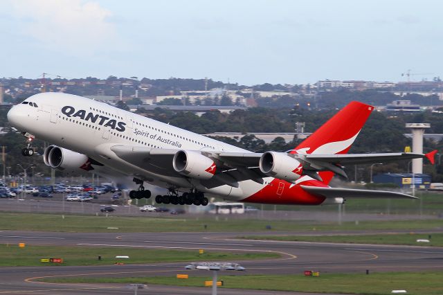 Airbus A380-800 (VH-OQE)