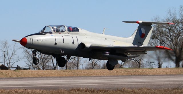 Aero L-29 Delfin (N9196X) - An Aero Vodochody L-29 Delfin arriving at H. L. Sonny Callahan Airport in Fairhope, AL, during the Classic Jet Aircraft Association's 2021 JetBlast - mid-afternoon March 4, 2021.