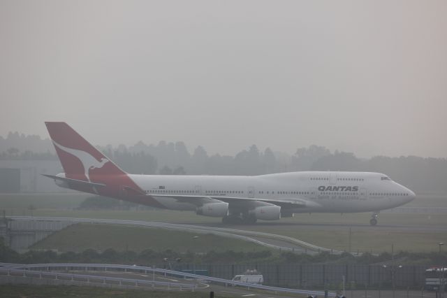 Boeing 747-400 (VH-OJI)