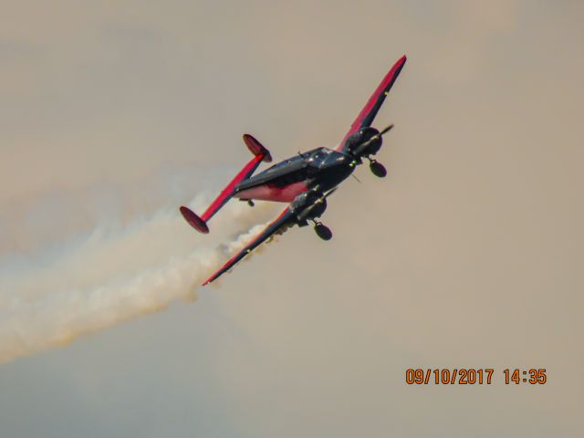 Beechcraft 18 (N9109R)