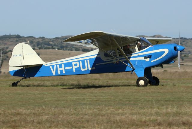 AUSTER J-2 Arrow (VH-PUL)