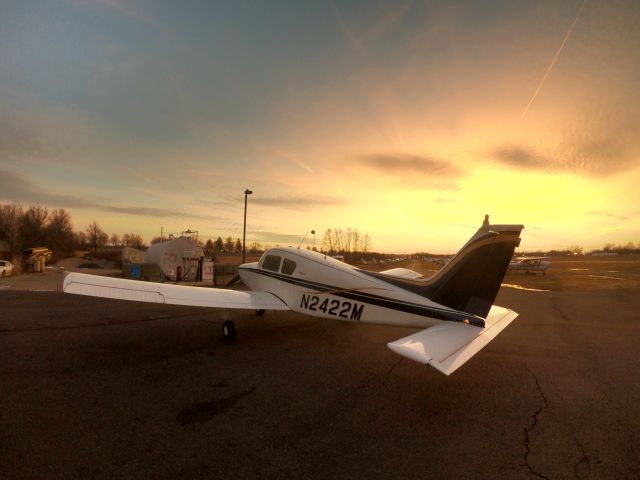 Beechcraft Sundowner (N2422M) - During refueling. 