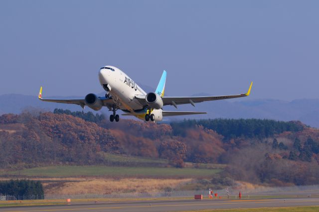 Boeing 737-700 (JA15AN) - hakodate air port hokkaido japan