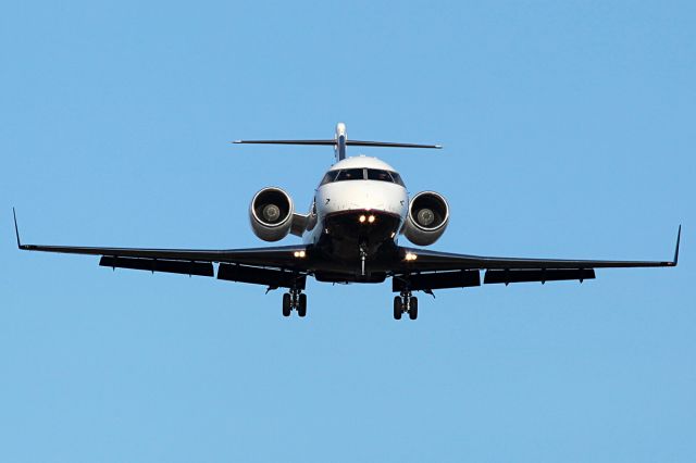 Canadair Challenger (LX-KRC)