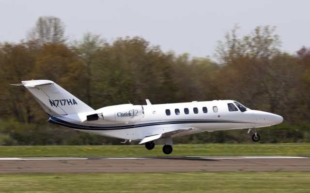 Cessna Citation CJ2+ (N717HA) - Landing RW 08.