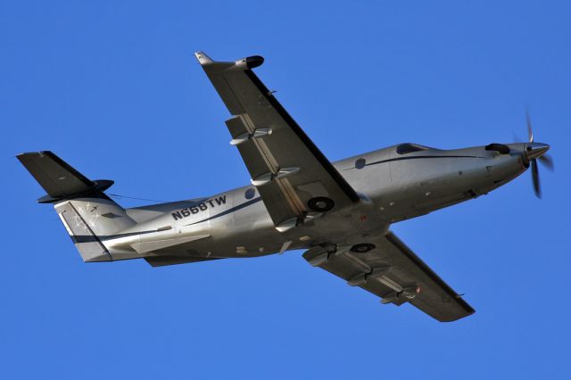 Pilatus PC-12 (N668TW)