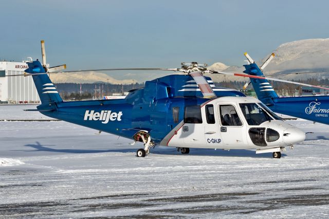 Sikorsky S-76 (C-GHJP)