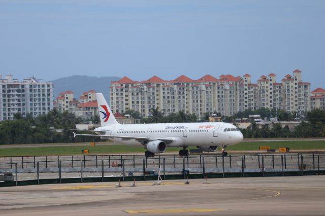 Airbus A321 (B-6332)