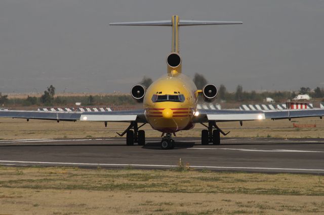 Boeing 727-100 (HP-1710DAE)