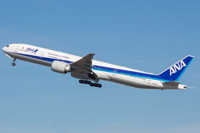 BOEING 777-300ER (JA781A)