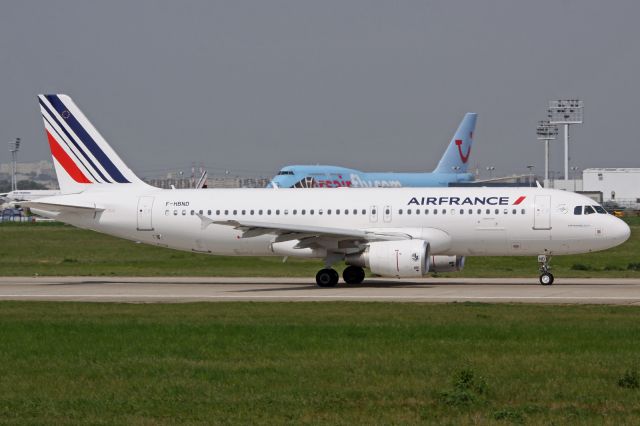 Airbus A320 (F-HBND)