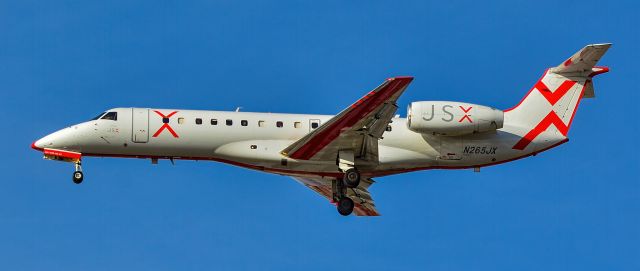 Embraer ERJ-135 (N265JX) - N265JX 2000 Embraer ERJ-135ER JSX s/n 145361 - McCarran International Airport (KLAS)br /October 21, 2021br /Photo: TDelCoro br /(Harry Reid Intl - (KLAS)