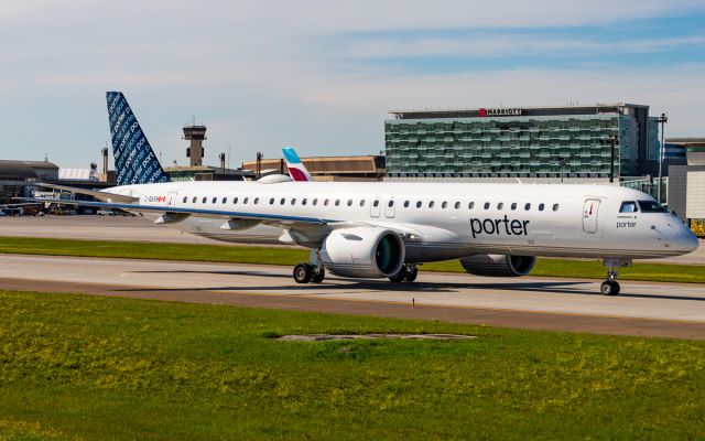 EMBRAER ERJ-190-400 (C-GKXH)