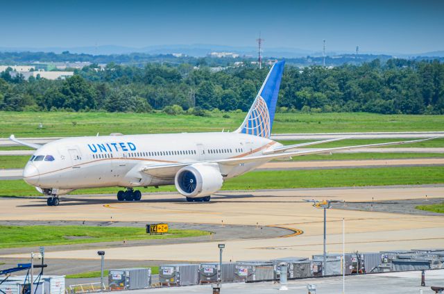 Boeing 787-8 (N20283)