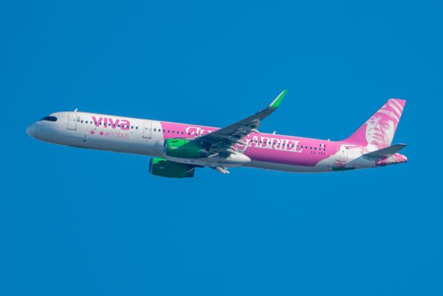 Airbus A321 (XA-VBV)