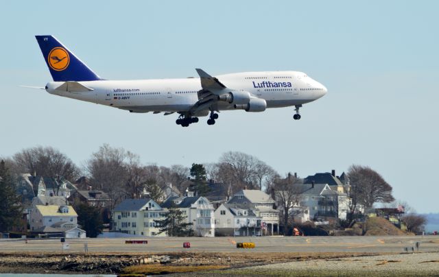 Boeing 747-400 (D-ABVY) - LH422 over Runway 22L at Boston Logan