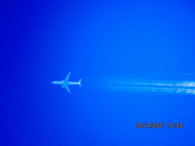 Boeing 737-900 (N63899)