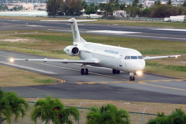 Fokker 100 (PJ-DAB)