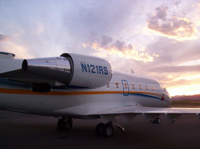 Canadair Challenger (N121RS)